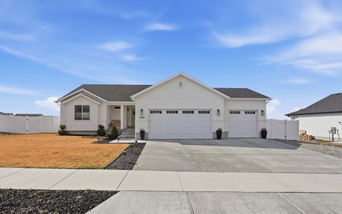 2297 N 250 W, Tooele, UT, 84074-1646 | Card Image