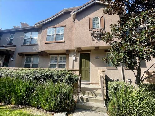 748 Ashby Ln, Brea, CA, 92821-2327 | Card Image