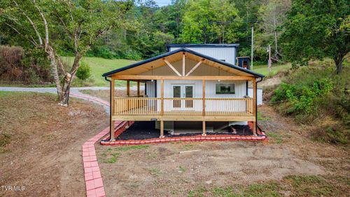 2897 Reed Hollow Rd, Gate City, VA, 24251-5441 | Card Image