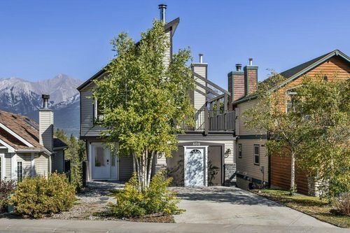 808 Lawrence Grassi Ridge, Canmore, AB, T1W2Y6 | Card Image