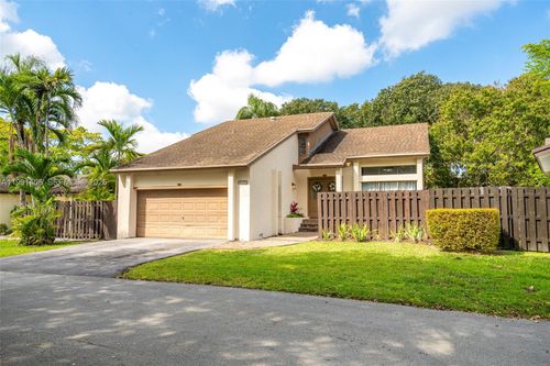 13560 Sw 108th Street Cir N, Miami, FL, 33186-3349 | Card Image