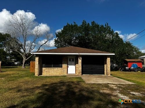 122 Rosa Street, Edna, TX, 77957 | Card Image