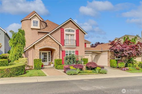 323 240th Pl Se, Sammamish, WA, 98074-3683 | Card Image