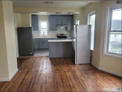 166 6th St, Bridgeport, CT, 06607-1080 | Card Image