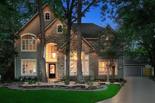 22 Classic Oaks Pl, The Woodlands, TX, 77382-1136 | Card Image