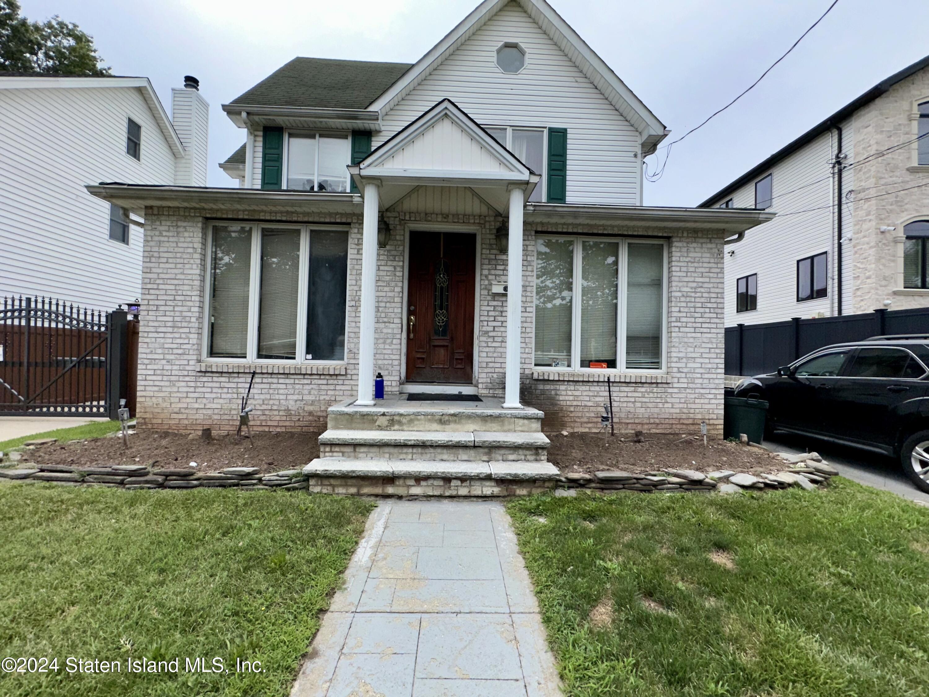 Sprague Ave, Staten Island, NY 10307