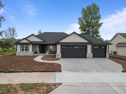 1338 Highland Ridge Dr, De Pere, WI, 54115-2344 | Card Image