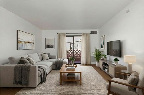 unit-311-6815 Remmet Ave, Canoga Park, CA, 91303-2732 | Card Image