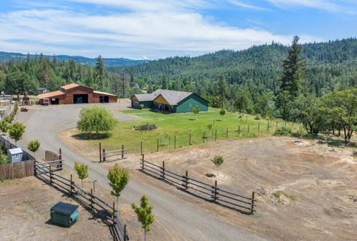 28981 Highway 62, Trail, OR, 97541-9641 | Card Image