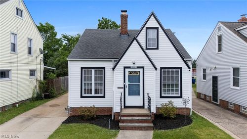 13101 Tyler Ave, Cleveland, OH, 44111-5123 | Card Image