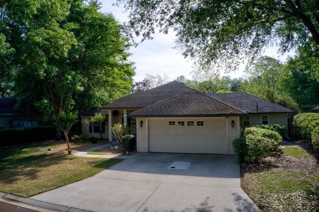 7105 Sw 85 Th Ter, House other with 4 bedrooms, 2 bathrooms and null parking in Gainesville FL | Image 4