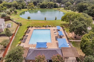 Neighborhood pool and pond | Image 2