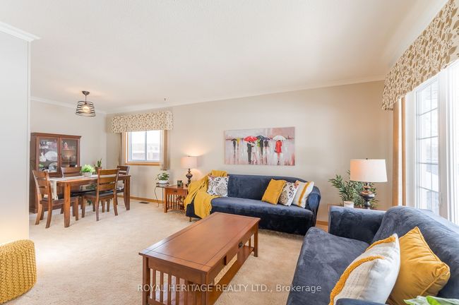 933 Ashdale Cres W, House other with 4 bedrooms, 2 bathrooms and 3 parking in Peterborough ON | Image 5