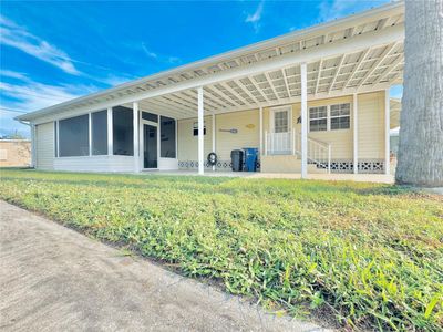 207 Blackburn Boulevard, House other with 2 bedrooms, 1 bathrooms and null parking in North Port FL | Image 3