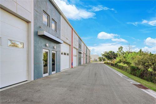 105118-12300 Itec Park Dr, Fort Myers, FL, 33913-0140 | Card Image