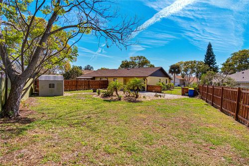 109 Shangri La Cir, EDGEWATER, FL, 32132-2217 | Card Image