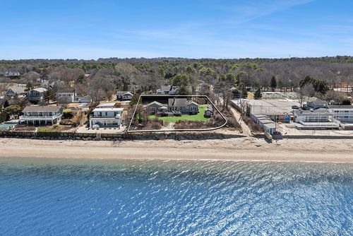 22 Peconic Crescent, Southampton, NY, 11946 | Card Image