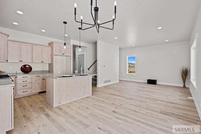 912 Alpine Ave, House other with 3 bedrooms, 3 bathrooms and 2 parking in Chubbuck ID | Image 11