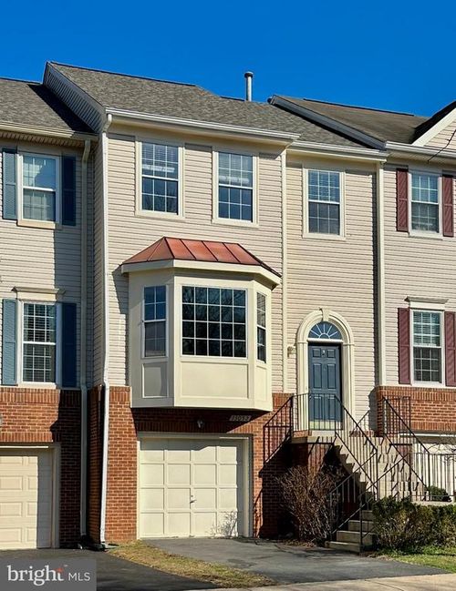 13052 Harvest Pl, CLIFTON, VA, 20124-0948 | Card Image