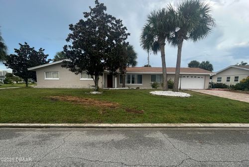 154 Jamestown Dr, Ormond Beach, FL, 32176-7824 | Card Image