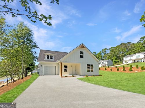 123 Duck Walk Way, Hogansville, GA, 30230-1367 | Card Image