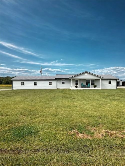 1273 N 1425th St, Mason, IL, 62443-3101 | Card Image