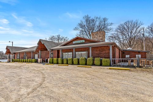 59640 County Line Rd, Three Rivers, MI, 49093-9218 | Card Image