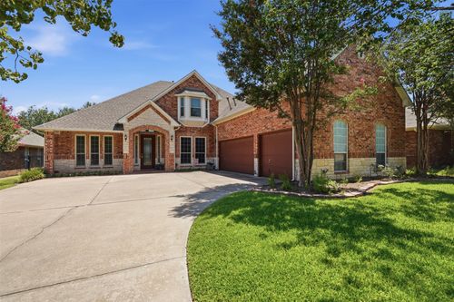 6333 Southern Hills Dr, Fort Worth, TX, 76132-4484 | Card Image