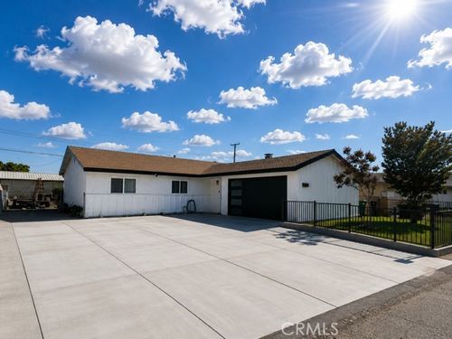 1160 Lyndee Dr, Norco, CA, 92860-1418 | Card Image