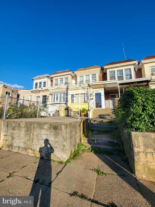 4653 Whitaker Ave, PHILADELPHIA, PA, 19120-4637 | Card Image