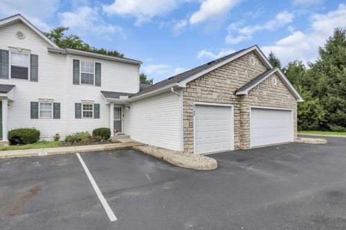 12d-6748 Axtel Dr, Canal Winchester, OH, 43110-8429 | Card Image