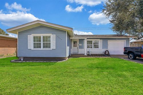 6605 Fairway Dr, Galveston, TX, 77551-1813 | Card Image