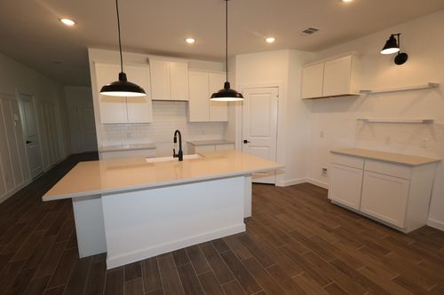 511 Monarch Trail, Huntsville, TX, 77340 | Card Image