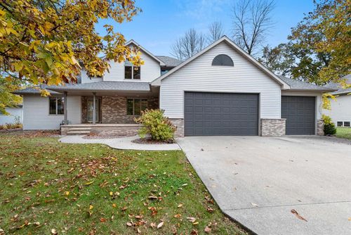 217 Patricia Lane, WRIGHTSTOWN, WI, 54180 | Card Image