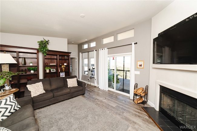 Living Room | Image 14