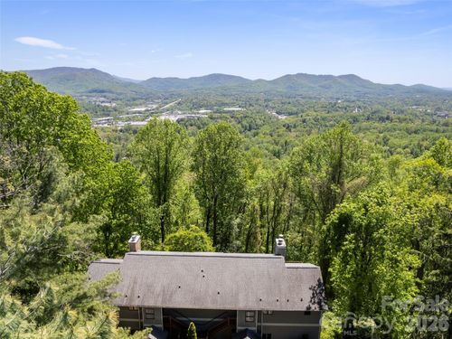 408 Windswept Dr, Asheville, NC, 28801-4214 | Card Image