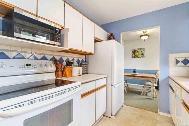 7 - 7675 East Saanich Rd, Townhouse with 3 bedrooms, 2 bathrooms and 2 parking in Central Saanich BC | Image 4