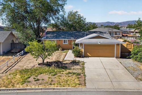 409 Sierra St, Fernley, NV, 89408-8523 | Card Image