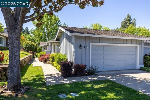2117 Myrtle Beach Ln, Danville, CA, 94526-6213 | Card Image