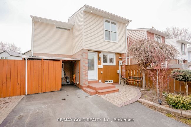 9 Havendale Crt, House attached with 4 bedrooms, 2 bathrooms and 5 parking in Brampton ON | Image 38
