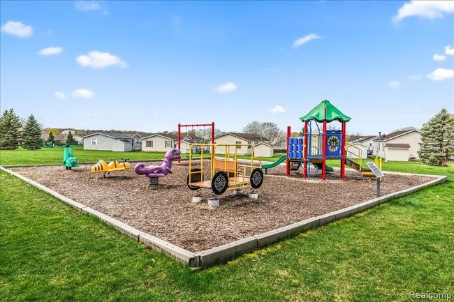 11199 Shady Grove Ct, House other with 3 bedrooms, 3 bathrooms and null parking in South Lyon MI | Image 30