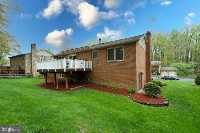 6690 Old Blacksmith Dr, House other with 5 bedrooms, 3 bathrooms and null parking in BURKE VA | Image 46
