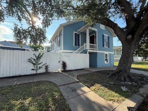 1415 21st St, Galveston, TX, 77550-4719 | Card Image