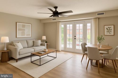 apt-302-3817 Swann Rd, SUITLAND, MD, 20746-2246 | Card Image