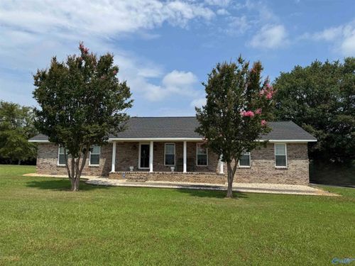 2400 Pleasant Hill Rd, Guntersville, AL, 35976-5492 | Card Image