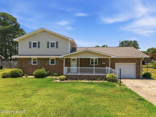 4130 Terrace Dr, Ayden, NC, 28513-7088 | Card Image