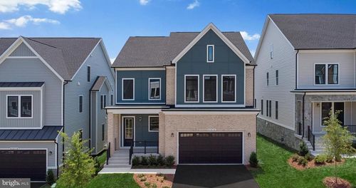 41878 Night Nurse Cir, BRAMBLETON, VA, 20148-7811 | Card Image