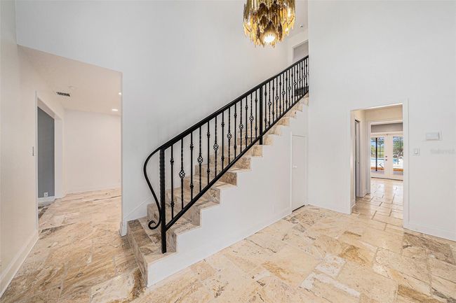 Foyer | Image 7