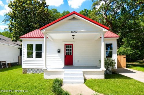 1050 Frank P Corso St, Biloxi, MS, 39530-1919 | Card Image