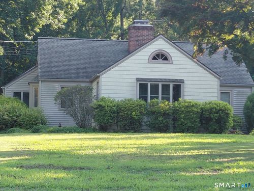 464 Church Hill Rd, Trumbull, CT, 06611-3839 | Card Image